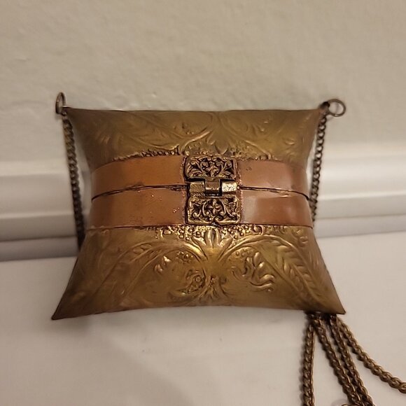 VINTAGE BRASS & COPPER CROSS SHOULDER PILLOW PURSE ~ VERY ORNATE BOHO FESTIVAL - Picture 1 of 10